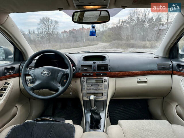 Черный Тойота Авенсис, объемом двигателя 1.79 л и пробегом 335 тыс. км за 4450 $, фото 13 на Automoto.ua