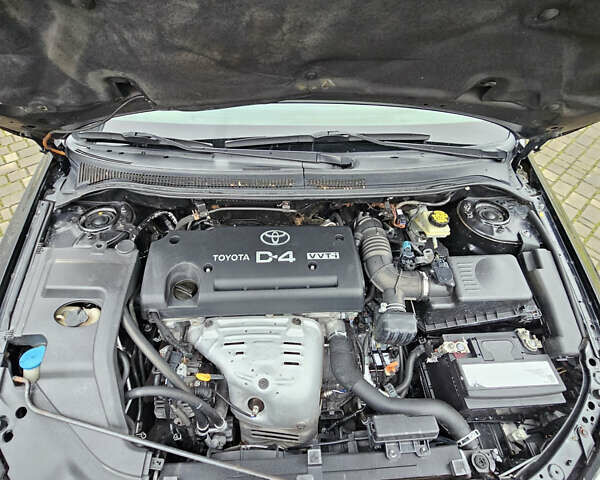 Чорний Тойота Авенсіс, об'ємом двигуна 2 л та пробігом 264 тис. км за 4450 $, фото 7 на Automoto.ua