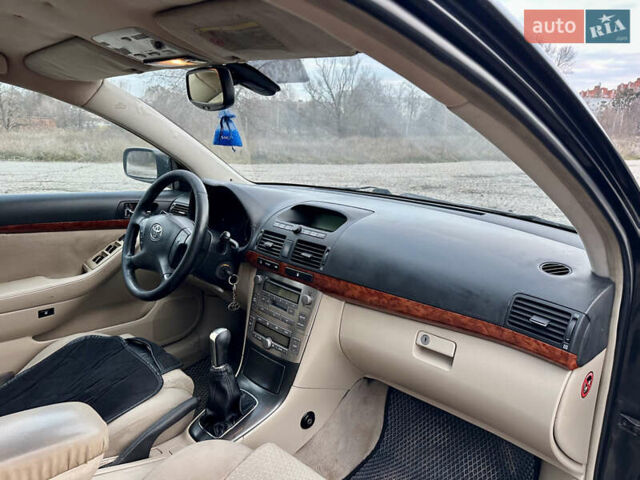 Черный Тойота Авенсис, объемом двигателя 1.79 л и пробегом 335 тыс. км за 4450 $, фото 10 на Automoto.ua