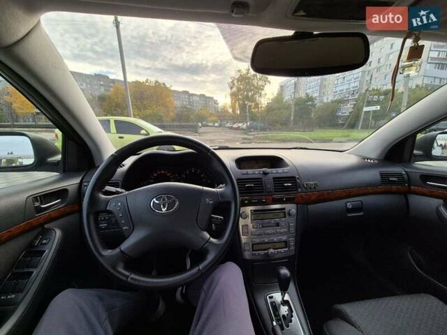 Черный Тойота Авенсис, объемом двигателя 2.36 л и пробегом 225 тыс. км за 5850 $, фото 8 на Automoto.ua