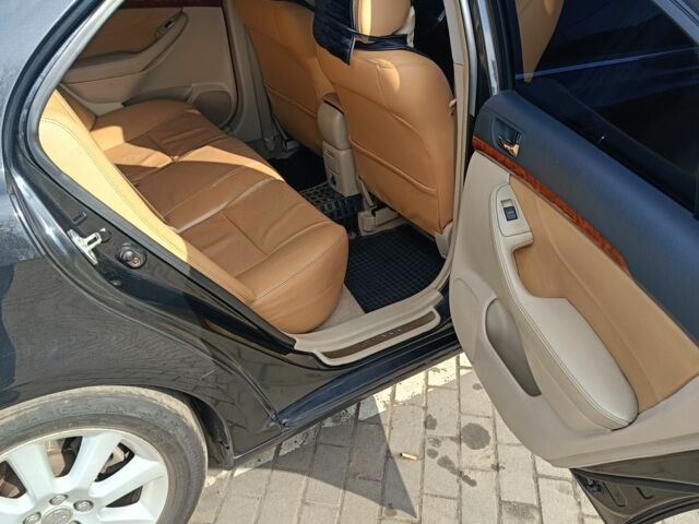 Чорний Тойота Авенсіс, об'ємом двигуна 1.8 л та пробігом 279 тис. км за 6000 $, фото 11 на Automoto.ua