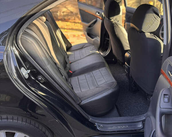 Черный Тойота Авенсис, объемом двигателя 1.8 л и пробегом 273 тыс. км за 5500 $, фото 6 на Automoto.ua
