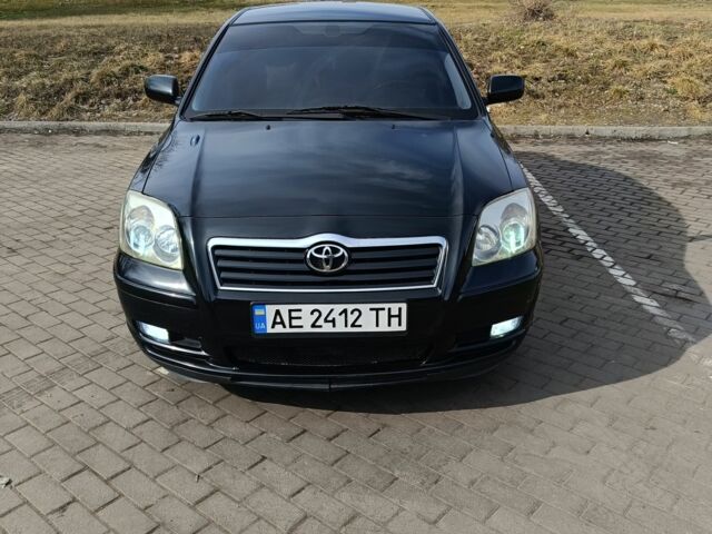 Чорний Тойота Авенсіс, об'ємом двигуна 1.8 л та пробігом 279 тис. км за 6000 $, фото 9 на Automoto.ua