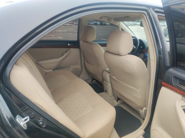 Черный Тойота Авенсис, объемом двигателя 2 л и пробегом 240 тыс. км за 5500 $, фото 4 на Automoto.ua