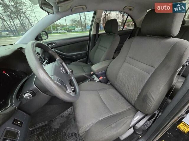 Черный Тойота Авенсис, объемом двигателя 2 л и пробегом 350 тыс. км за 4999 $, фото 21 на Automoto.ua