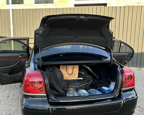 Черный Тойота Авенсис, объемом двигателя 1.79 л и пробегом 183 тыс. км за 6200 $, фото 16 на Automoto.ua