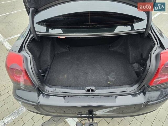 Черный Тойота Авенсис, объемом двигателя 2 л и пробегом 350 тыс. км за 4999 $, фото 32 на Automoto.ua