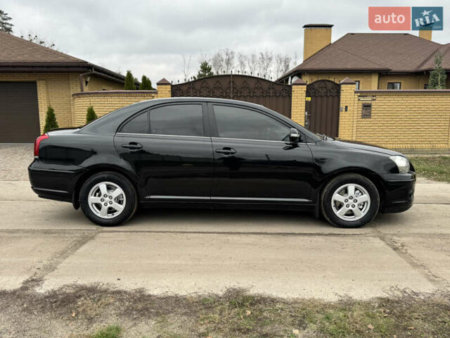 Черный Тойота Авенсис, объемом двигателя 1.8 л и пробегом 178 тыс. км за 7150 $, фото 3 на Automoto.ua