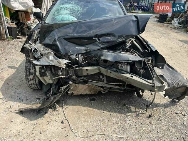 Черный Тойота Авенсис, объемом двигателя 1.8 л и пробегом 1 тыс. км за 4000 $, фото 1 на Automoto.ua