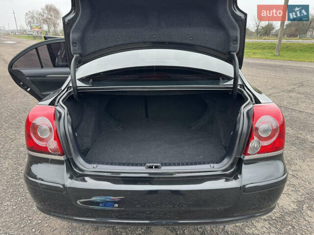 Чорний Тойота Авенсіс, об'ємом двигуна 1.79 л та пробігом 180 тис. км за 7590 $, фото 14 на Automoto.ua