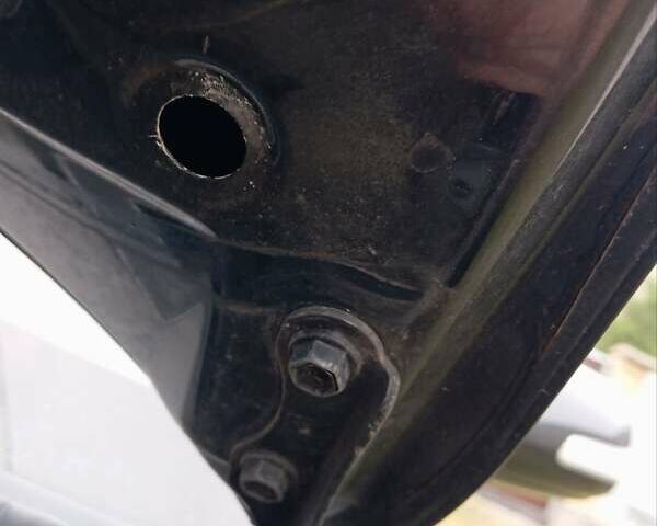 Черный Тойота Авенсис, объемом двигателя 1.79 л и пробегом 218 тыс. км за 7200 $, фото 21 на Automoto.ua