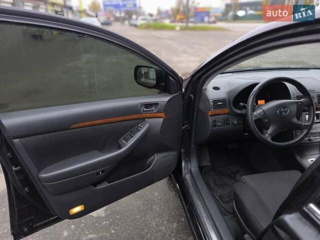 Черный Тойота Авенсис, объемом двигателя 1.8 л и пробегом 190 тыс. км за 7100 $, фото 15 на Automoto.ua
