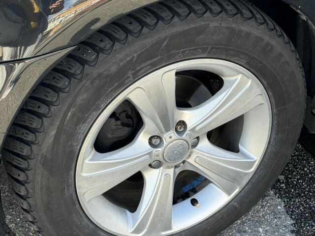 Черный Тойота Авенсис, объемом двигателя 1.8 л и пробегом 212 тыс. км за 6000 $, фото 10 на Automoto.ua