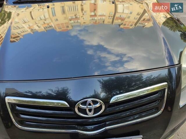 Черный Тойота Авенсис, объемом двигателя 1.8 л и пробегом 320 тыс. км за 7200 $, фото 71 на Automoto.ua