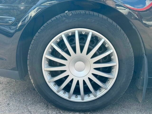 Чорний Тойота Авенсіс, об'ємом двигуна 2 л та пробігом 264 тис. км за 6780 $, фото 9 на Automoto.ua