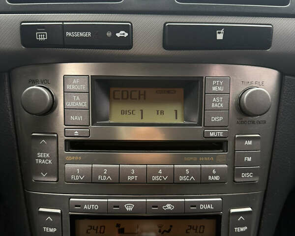 Чорний Тойота Авенсіс, об'ємом двигуна 1.79 л та пробігом 180 тис. км за 7590 $, фото 21 на Automoto.ua