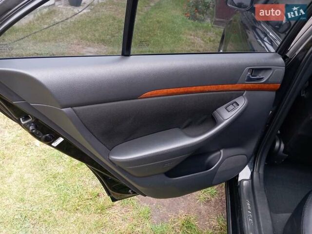 Черный Тойота Авенсис, объемом двигателя 1.79 л и пробегом 218 тыс. км за 7200 $, фото 12 на Automoto.ua