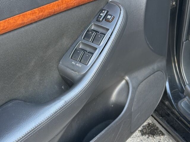 Черный Тойота Авенсис, объемом двигателя 1.8 л и пробегом 212 тыс. км за 6000 $, фото 19 на Automoto.ua