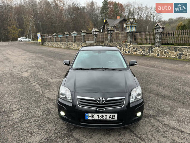 Чорний Тойота Авенсіс, об'ємом двигуна 1.79 л та пробігом 180 тис. км за 7590 $, фото 1 на Automoto.ua