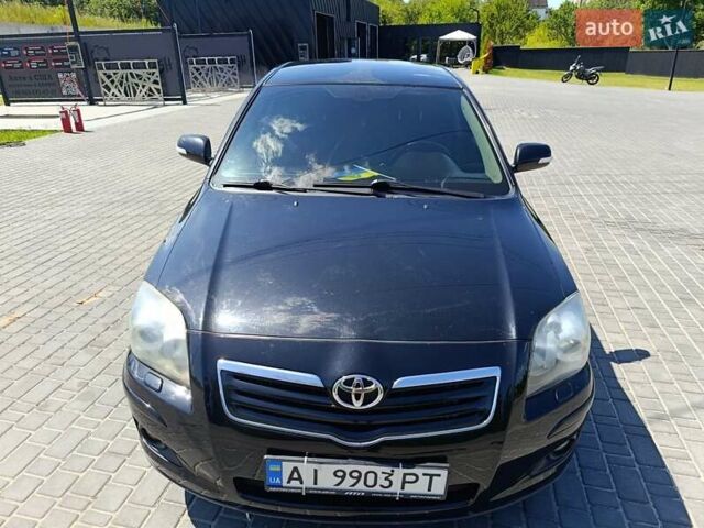 Черный Тойота Авенсис, объемом двигателя 2 л и пробегом 220 тыс. км за 6500 $, фото 2 на Automoto.ua
