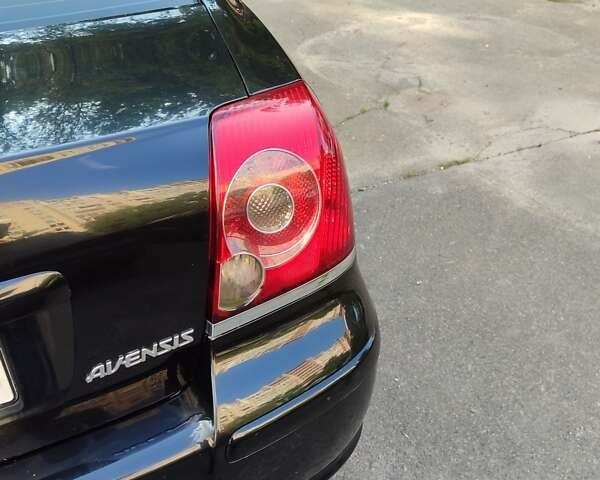Черный Тойота Авенсис, объемом двигателя 1.8 л и пробегом 320 тыс. км за 7200 $, фото 67 на Automoto.ua