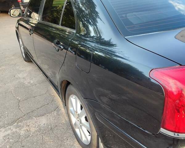 Черный Тойота Авенсис, объемом двигателя 1.8 л и пробегом 320 тыс. км за 7200 $, фото 63 на Automoto.ua