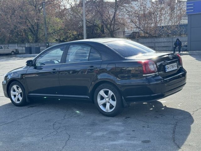 Черный Тойота Авенсис, объемом двигателя 1.8 л и пробегом 212 тыс. км за 6000 $, фото 2 на Automoto.ua