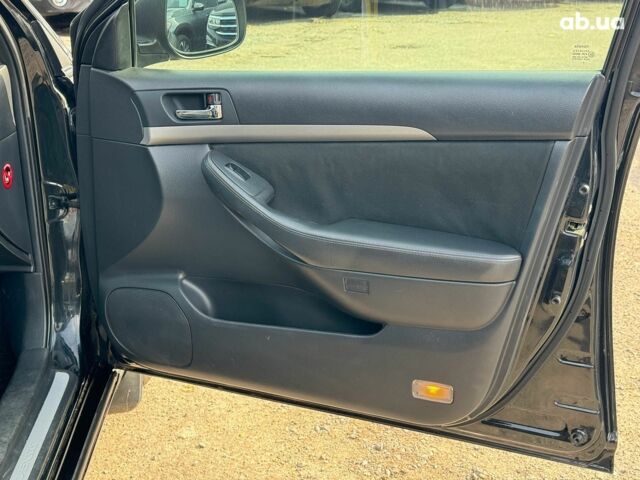 Чорний Тойота Авенсіс, об'ємом двигуна 2 л та пробігом 264 тис. км за 7190 $, фото 20 на Automoto.ua