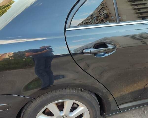 Черный Тойота Авенсис, объемом двигателя 1.8 л и пробегом 320 тыс. км за 7200 $, фото 66 на Automoto.ua