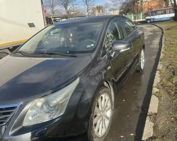 Черный Тойота Авенсис, объемом двигателя 2.2 л и пробегом 218 тыс. км за 9000 $, фото 2 на Automoto.ua