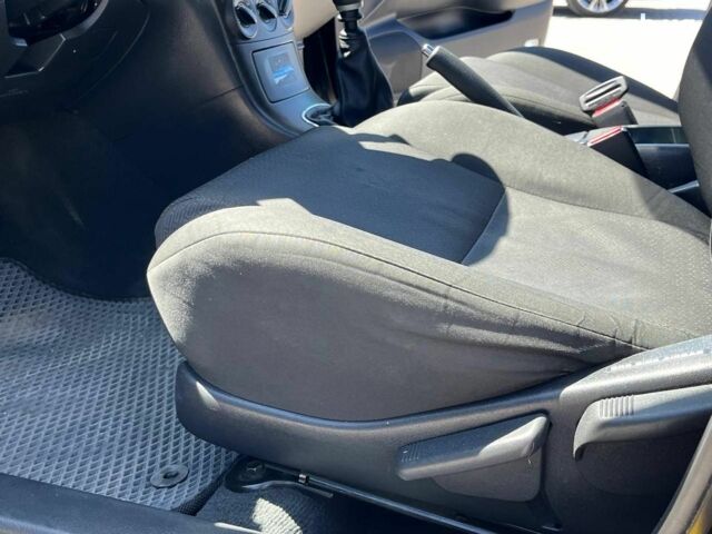 Чорний Тойота Авенсіс, об'ємом двигуна 2 л та пробігом 330 тис. км за 7690 $, фото 33 на Automoto.ua