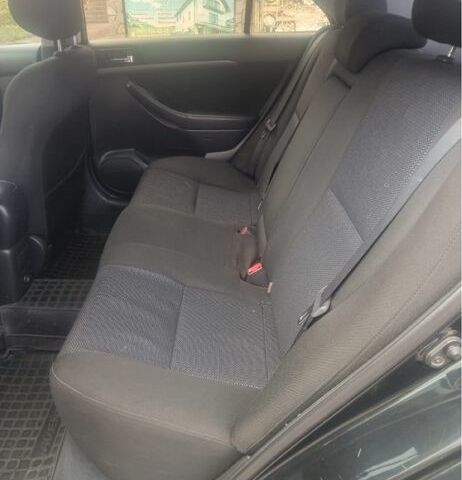 Черный Тойота Авенсис, объемом двигателя 2 л и пробегом 257 тыс. км за 5900 $, фото 6 на Automoto.ua