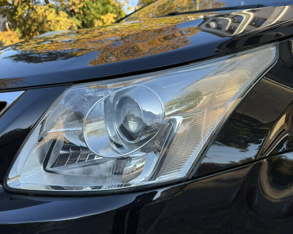 Черный Тойота Авенсис, объемом двигателя 1.8 л и пробегом 193 тыс. км за 9199 $, фото 8 на Automoto.ua