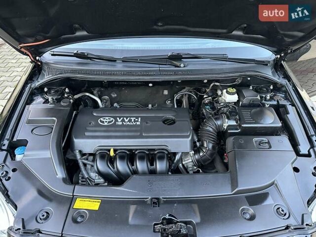 Чорний Тойота Авенсіс, об'ємом двигуна 1.8 л та пробігом 136 тис. км за 8300 $, фото 57 на Automoto.ua