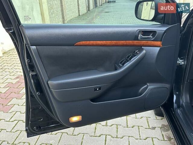 Чорний Тойота Авенсіс, об'ємом двигуна 1.8 л та пробігом 136 тис. км за 8300 $, фото 38 на Automoto.ua