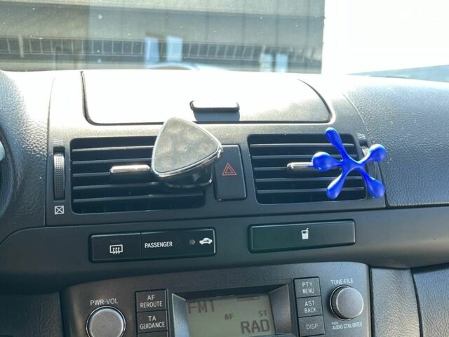 Чорний Тойота Авенсіс, об'ємом двигуна 2 л та пробігом 330 тис. км за 7690 $, фото 31 на Automoto.ua