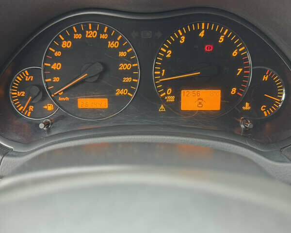 Черный Тойота Авенсис, объемом двигателя 1.8 л и пробегом 262 тыс. км за 6700 $, фото 12 на Automoto.ua