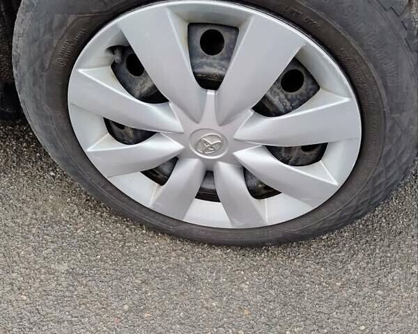 Черный Тойота Авенсис, объемом двигателя 1.8 л и пробегом 256 тыс. км за 7999 $, фото 27 на Automoto.ua