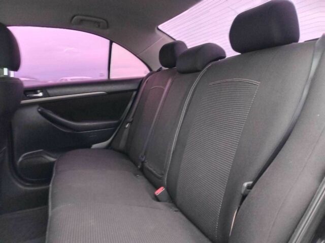 Черный Тойота Авенсис, объемом двигателя 1.8 л и пробегом 297 тыс. км за 7440 $, фото 15 на Automoto.ua