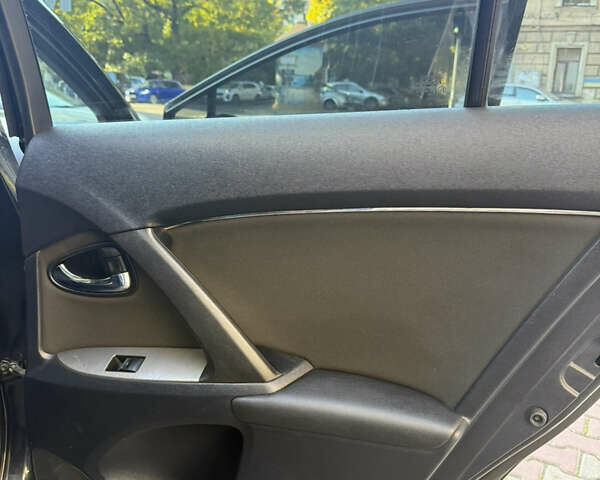 Черный Тойота Авенсис, объемом двигателя 1.8 л и пробегом 193 тыс. км за 9199 $, фото 60 на Automoto.ua