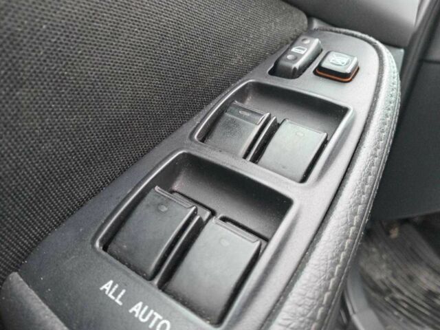 Черный Тойота Авенсис, объемом двигателя 1.8 л и пробегом 297 тыс. км за 7440 $, фото 21 на Automoto.ua