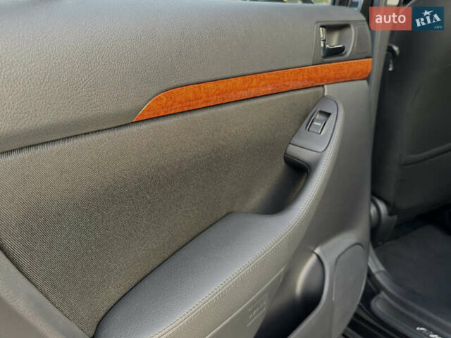 Черный Тойота Авенсис, объемом двигателя 1.8 л и пробегом 98 тыс. км за 10300 $, фото 72 на Automoto.ua