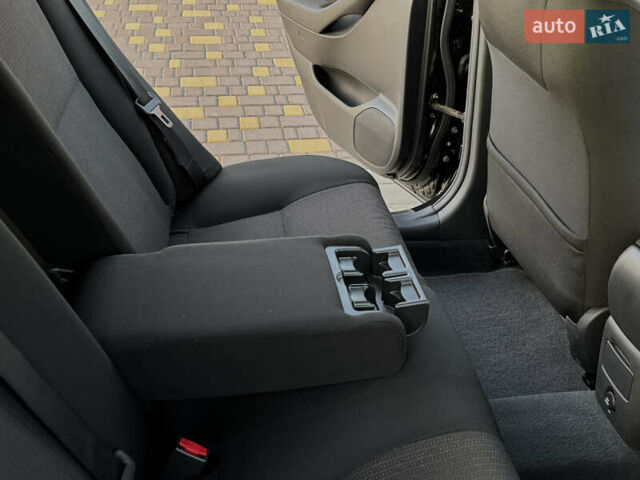 Черный Тойота Авенсис, объемом двигателя 1.8 л и пробегом 98 тыс. км за 10300 $, фото 59 на Automoto.ua