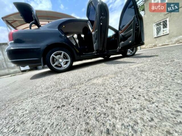 Черный Тойота Авенсис, объемом двигателя 1.8 л и пробегом 225 тыс. км за 6800 $, фото 10 на Automoto.ua