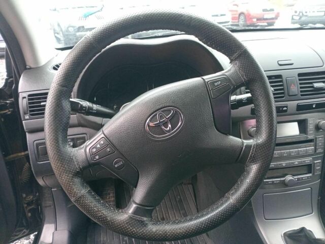 Черный Тойота Авенсис, объемом двигателя 1.8 л и пробегом 297 тыс. км за 7490 $, фото 8 на Automoto.ua