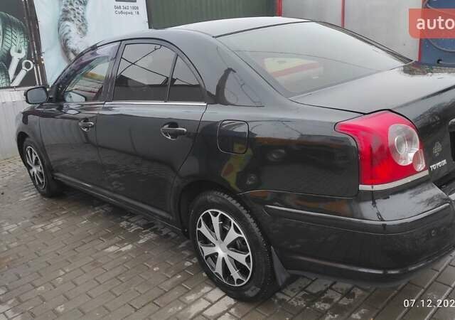 Черный Тойота Авенсис, объемом двигателя 1.79 л и пробегом 247 тыс. км за 6700 $, фото 5 на Automoto.ua