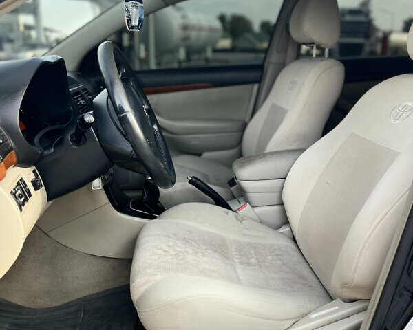 Черный Тойота Авенсис, объемом двигателя 1.8 л и пробегом 233 тыс. км за 6550 $, фото 7 на Automoto.ua