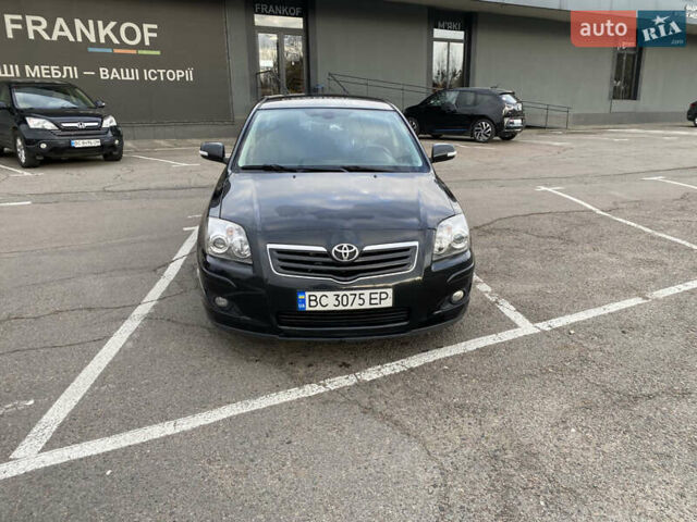 Черный Тойота Авенсис, объемом двигателя 1.8 л и пробегом 240 тыс. км за 6313 $, фото 1 на Automoto.ua