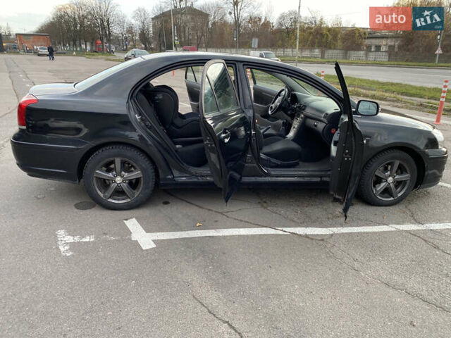 Черный Тойота Авенсис, объемом двигателя 1.8 л и пробегом 240 тыс. км за 6313 $, фото 9 на Automoto.ua