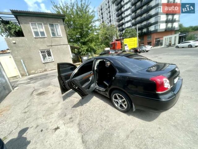 Черный Тойота Авенсис, объемом двигателя 1.8 л и пробегом 225 тыс. км за 6800 $, фото 4 на Automoto.ua